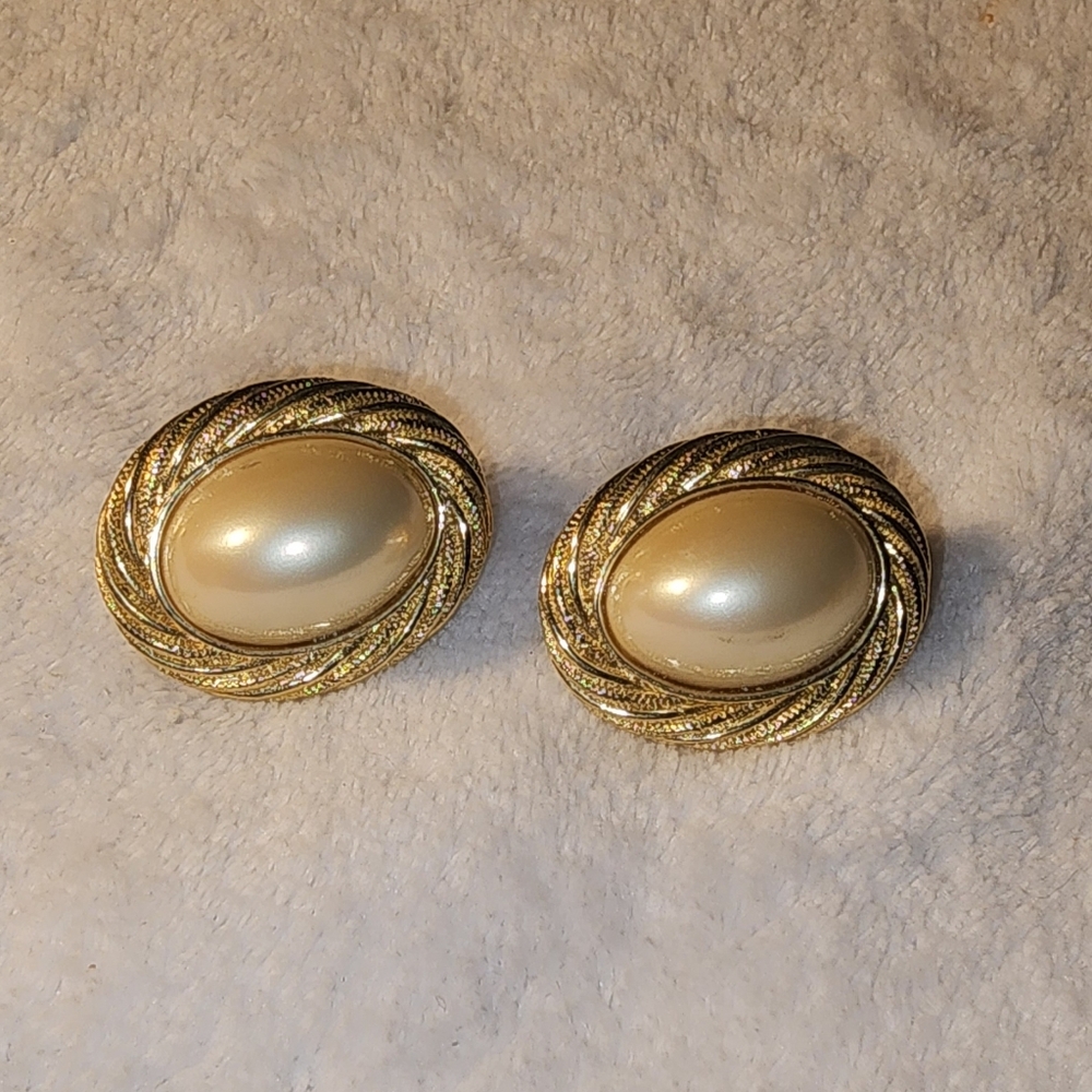 Vintage Trifari Gold-Tone Clip-On Earrings with Faux Pearl Cabochons
